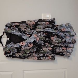 3 For $15 H&M floral dress in good condition.